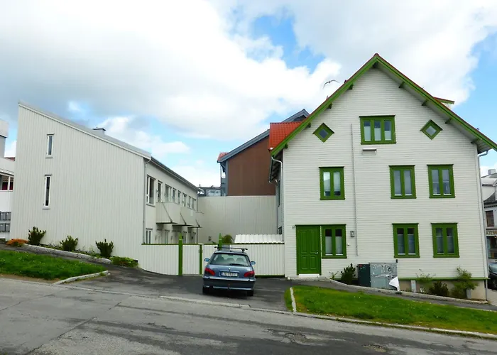 Modern In Center Leilighet